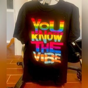 Hot Topic - You Know The Vibe short sleeve shirt. Worn once. Size medium.